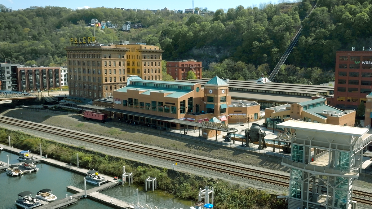 Schell Games in Station Square with Mt. Washingotn in the background